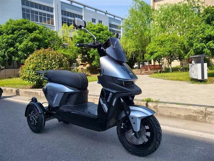 Raptor Shark 72V Dual Motor Electric Tricycle – 70KM/H High-Speed Performance Ride price