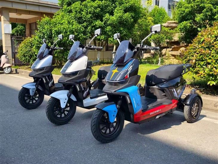 Raptor Shark 72V Dual Motor Electric Tricycle – 70KM/H High-Speed Performance Ride suppliers